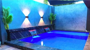 Pool - Vrbo Property (San Salvador)