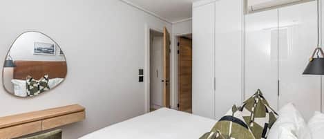 Apartment, 1 Bedroom, Fireplace