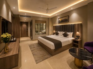 Basic Double Room - Crestmont Sunshine Hotel (Uttarakhand)