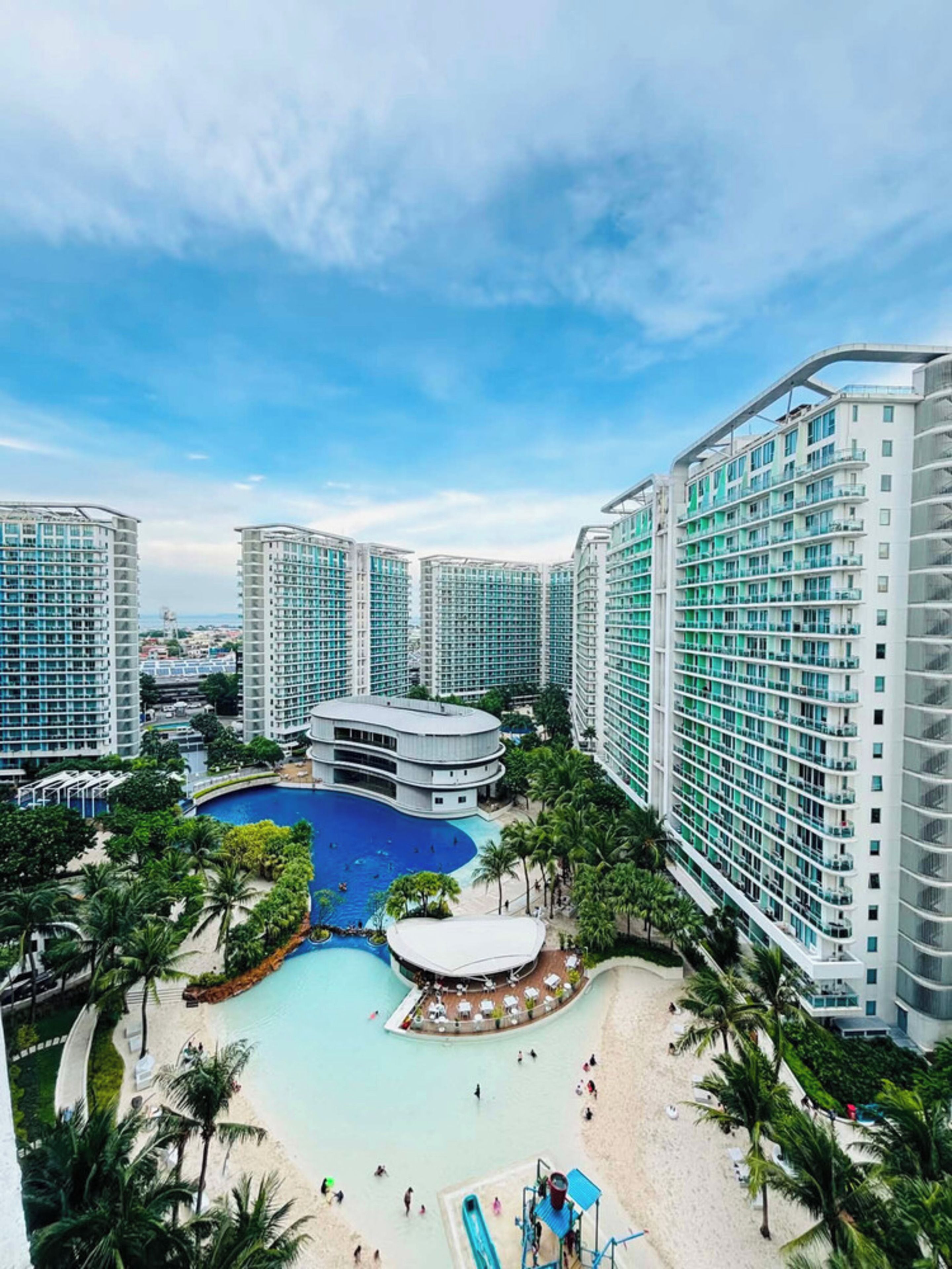 Executive Condo, 2 Bedrooms, Air conditioning, Pool View | Balcony view