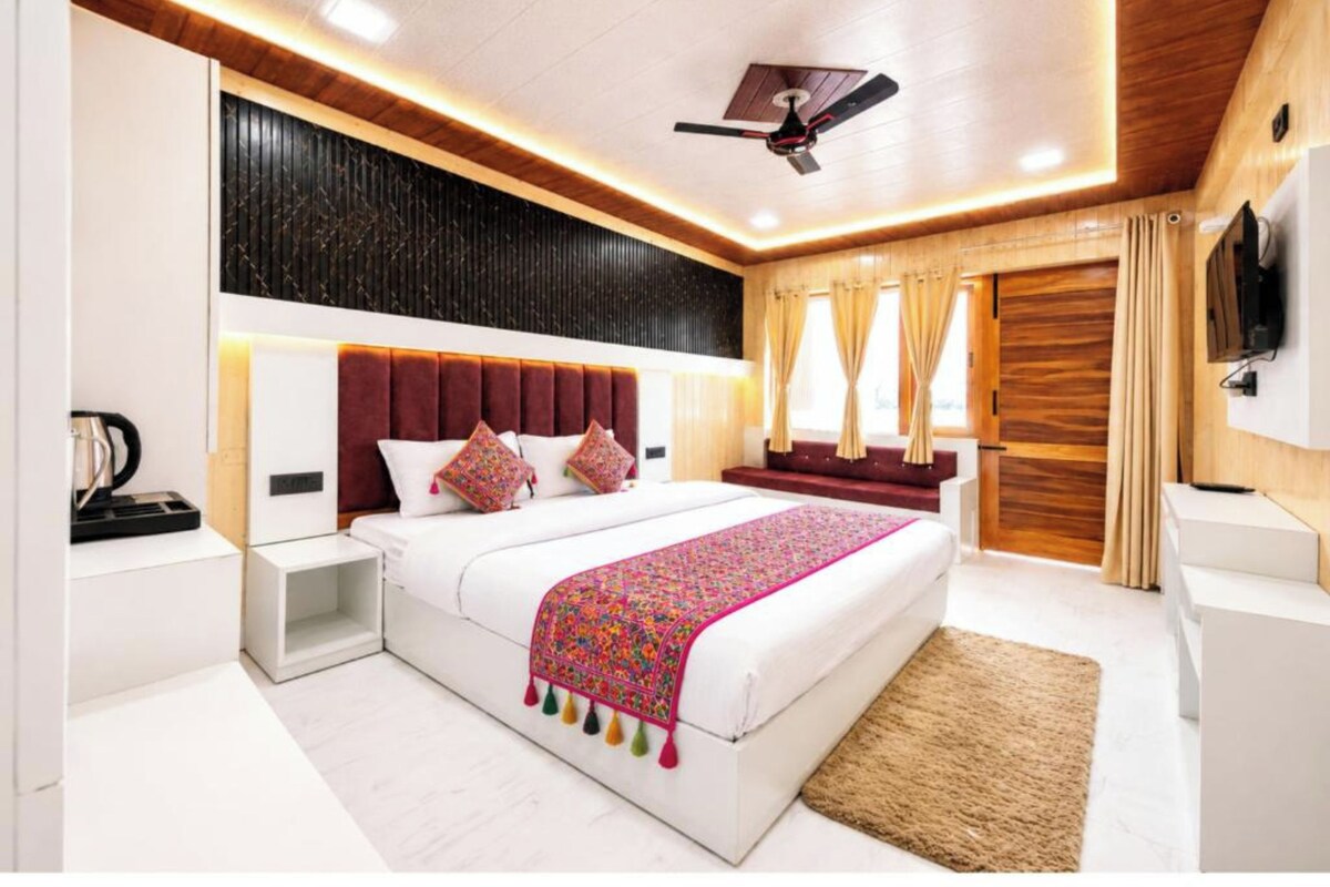 Double Room | Free WiFi