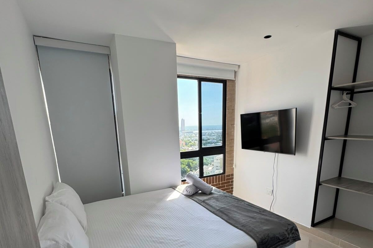 Condo luxo, sacada | Ferros/tábuas de passar roupa, Wi-Fi de cortesia