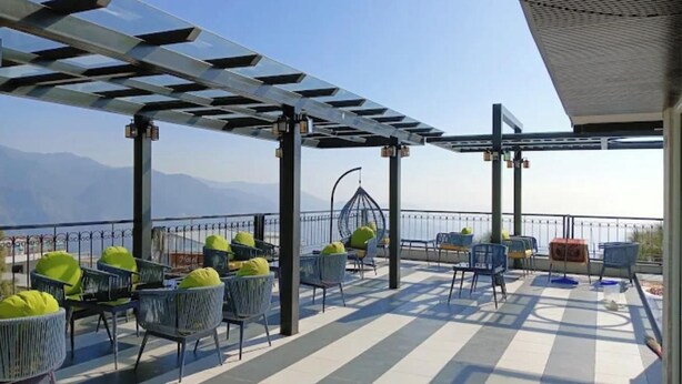 Double Room | Outdoor dining - Hotel Oocara (Lansdowne)