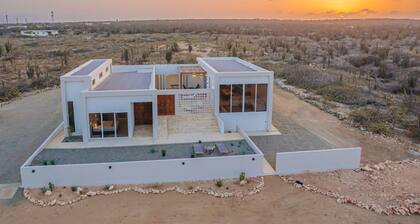 3BR Sunrise Villa with Ocean Views and Pool near Baby Beach - Casa Cuadra by Bocobay