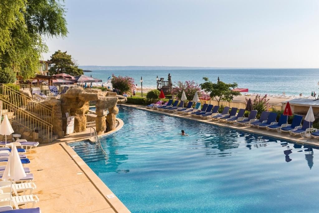 Indoor pool, seasonal outdoor pool