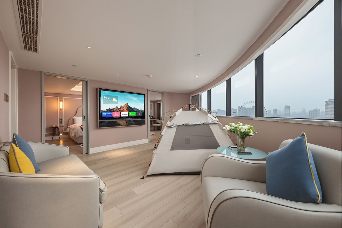 Down duvets, memory-foam beds, free minibar, in-room safe