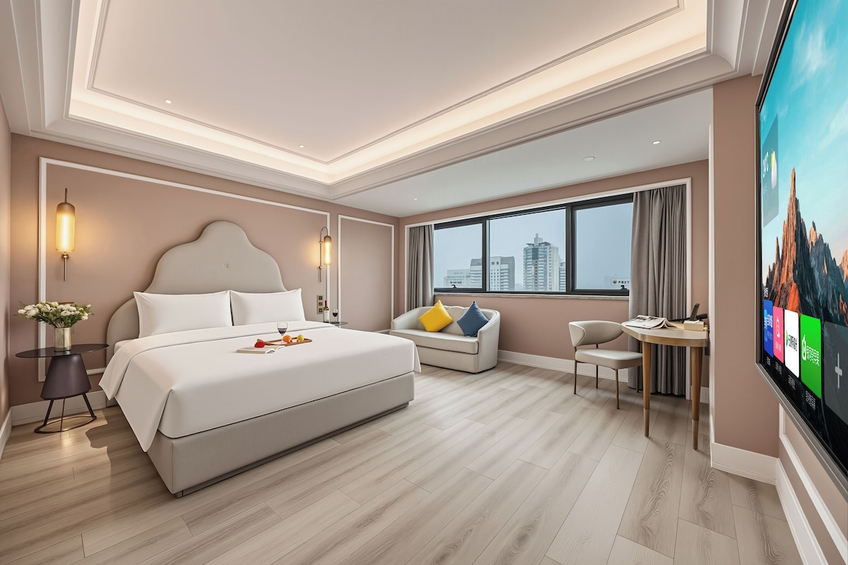 Down duvets, memory-foam beds, free minibar, in-room safe