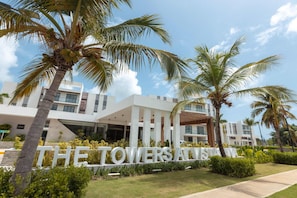 House - NOK Tropical 1BR Escape in Vistacana (Punta Cana)