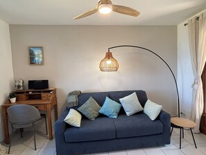 Living area - Vrbo Property (Evian les bains)