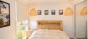 Stylish Family Retreat with Sauna, Gym, Basketball & Alfresco