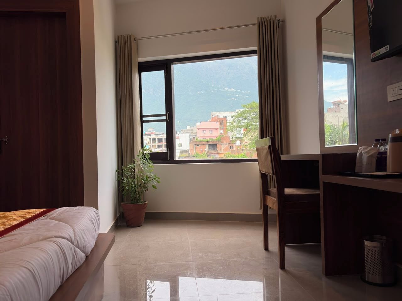 Comfort Double Room, Mountain View | Desk, WiFi (free)