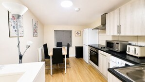Private kitchen - Modern Private Annex | Free Parking| City Hospital (Nottingham)