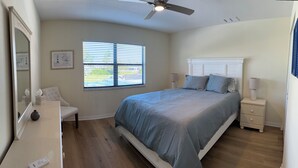 Room - 2-bedroom condo 2nd floor in lovely Venice Florida (Venice)