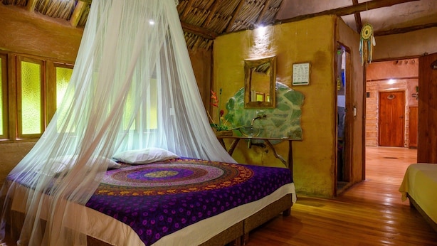 Unclassified image, 1 of 62, button - Venus Mandala Deluxe Quadruple Room 1 Bedroom Lodge (Restrepo)