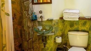 Unclassified image, 5 of 61, button - Lunatierra Family 2 Bedroom Lodge (Restrepo)