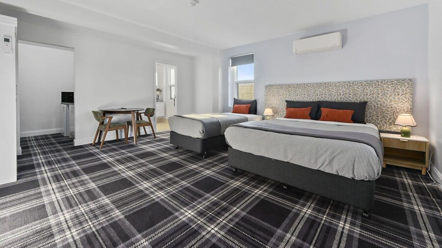 Grays Hotel