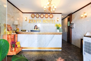 Lobby - Zenta Hotel (Da Nang Municipality)