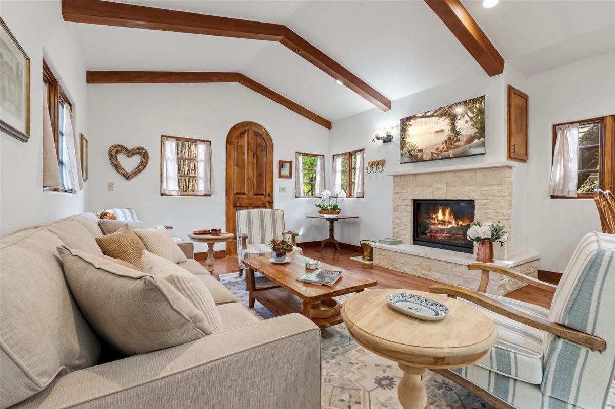 Beautifully Remodeled Home!