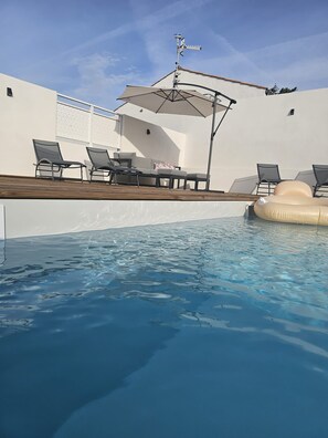 Pool - Vrbo Property (L'Aiguillon-la-Presqu'île)