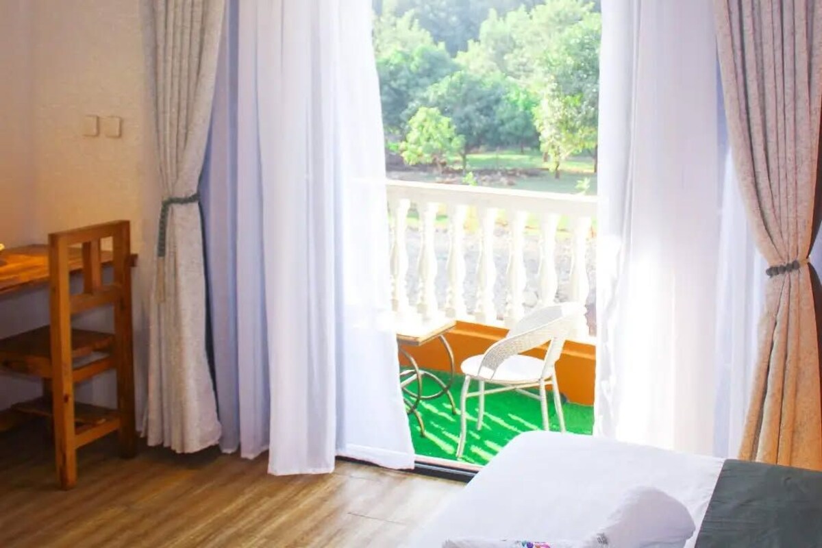 Deluxe Single Room
