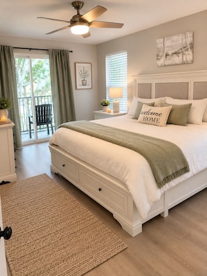 Room - Spacious Modern Resort Townhome Sleeps 10 with Pools, Lazy River and Near Disney (Davenport)