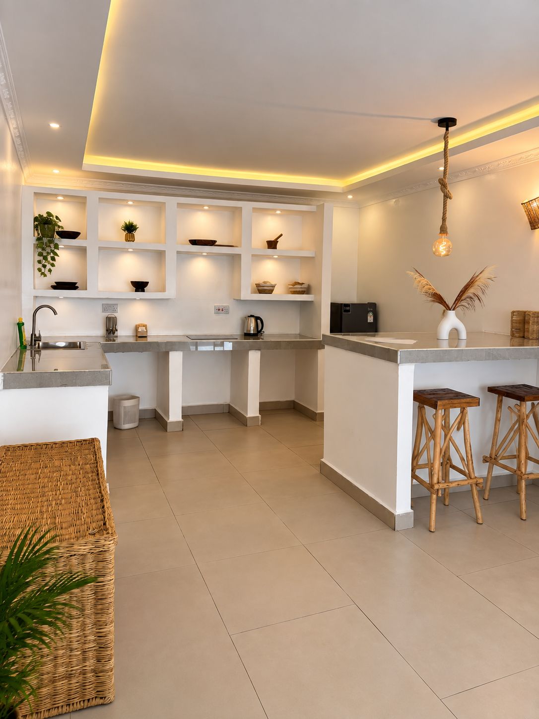 Deluxe Villa, Patio, Pool View | Private kitchen