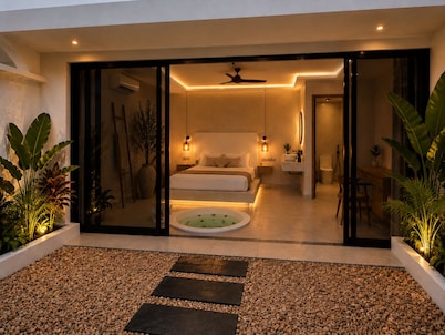 AURA PRIVATE RESORT