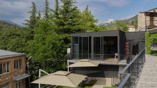 Outdoor dining - Lake Side (Dilijan)