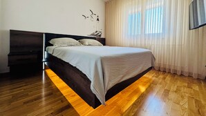 Room - RiverSide Residence - Because you deserve it! (Kruševac)