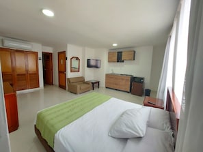 Junior-Studio