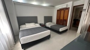 Room - HOTEL FLORIDA INN (Medellín)