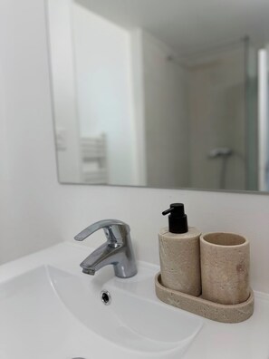 Bathroom - Le Cocon Centre - 4 people (Sens)