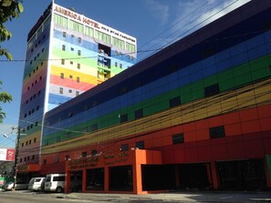 Unclassified image, 2 of 17, button - Fave Hotel Angeles City (Angeles City)