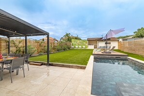 Pool - L'Ostal Périgourdin - piscine privée (Périgueux)