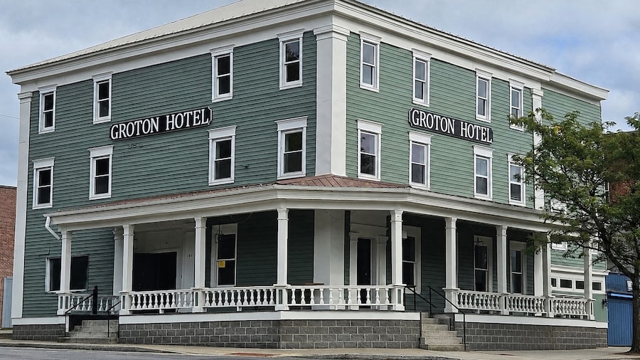 Groton Hotel