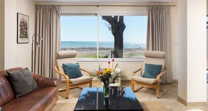 Fabulous 4-Bedroom Beachfront Townhouse in Málaga