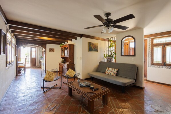 Living area - Casona Azul | Terrace + Groups + Washing machine (Puebla)