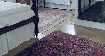 Welcoming 1-bedroom bed & breakfast in charming Spring Grove