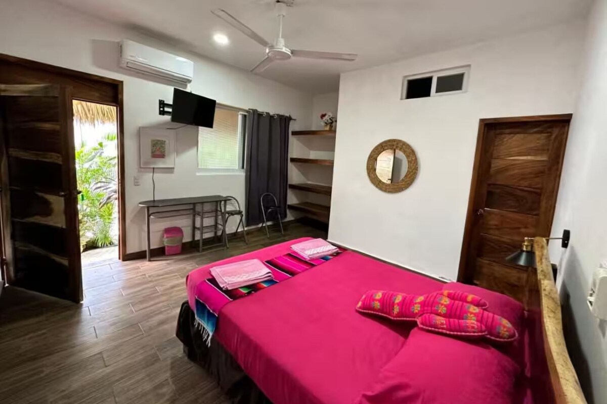 Standard-Doppelzimmer, Terrasse | Kostenloses WLAN