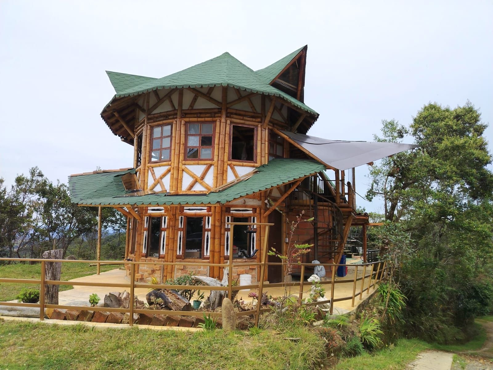 Ngoại thất