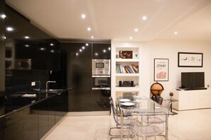 Unclassified image, 3 of 68, button - Sierpes Apartment in Downtown Seville—NEW (Sevilla)
