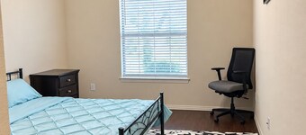 Spacious 4-bedroom house in cool Cedar Hill with AC