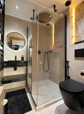 Unclassified image, 3 of 16, button - MODERN 2-BEDROOM RETREAT 8 MINUTES FROM THE PALAIS DES FESTIVALS (Cannes)