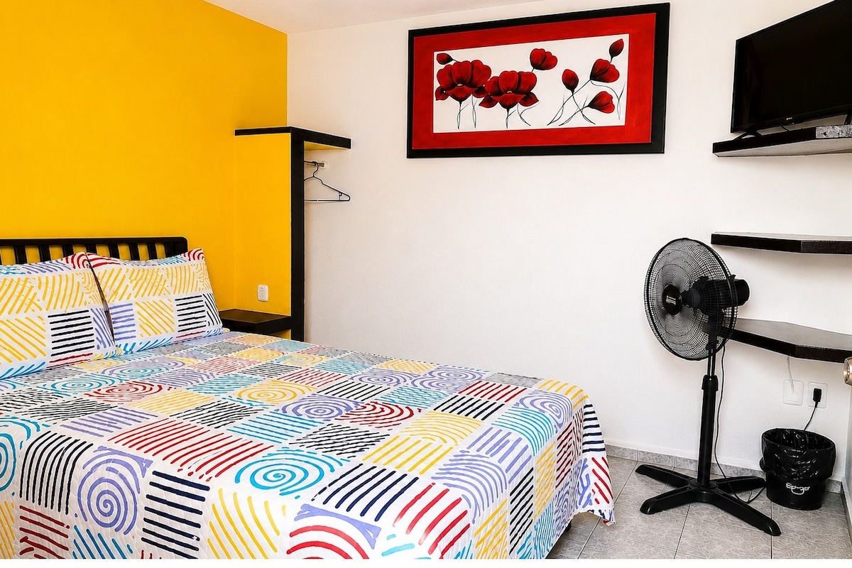WiFi (free), bed sheets
