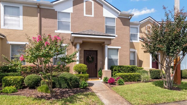 Exterior - Amazing 3br-3ba home in desirable Meadow Pointe (Wesley Chapel)