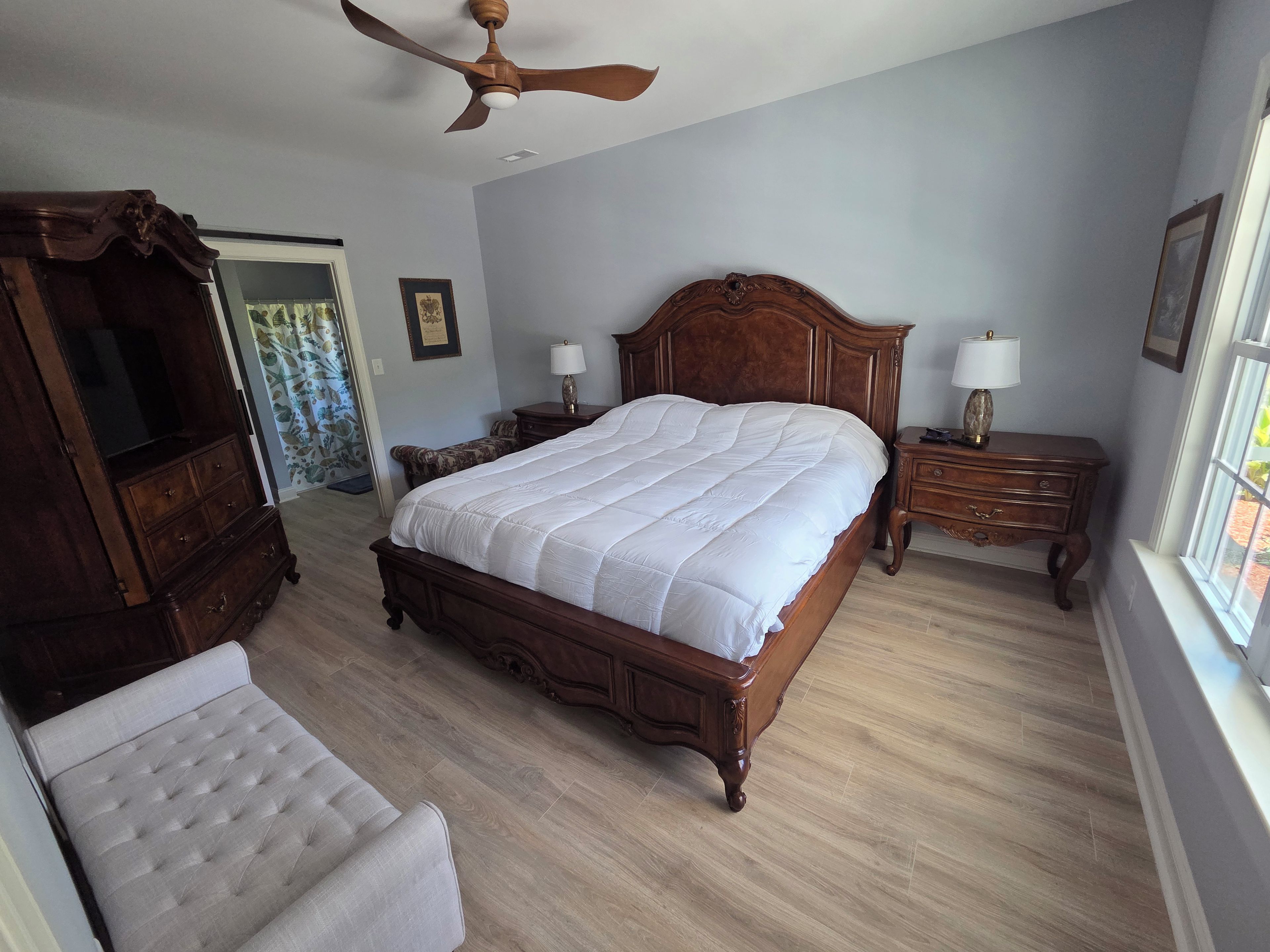 1 chambre, fer et planche à repasser, Wi-Fi gratuit, draps fournis