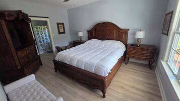 1 chambre, fer et planche à repasser, Wi-Fi gratuit, draps fournis