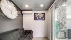 Living area - Amazing stay containers (West Park)