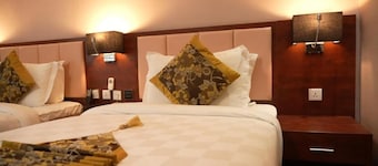 Amdina Hotel