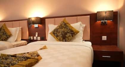 Amdina Hotel